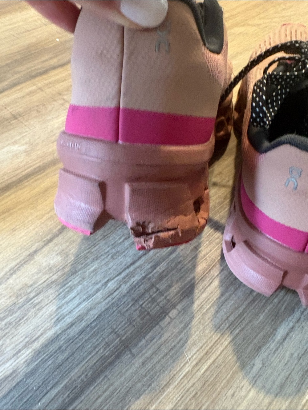On Running Pink/Black Women’s Athletic Running Shoes - Picture 4 of 6